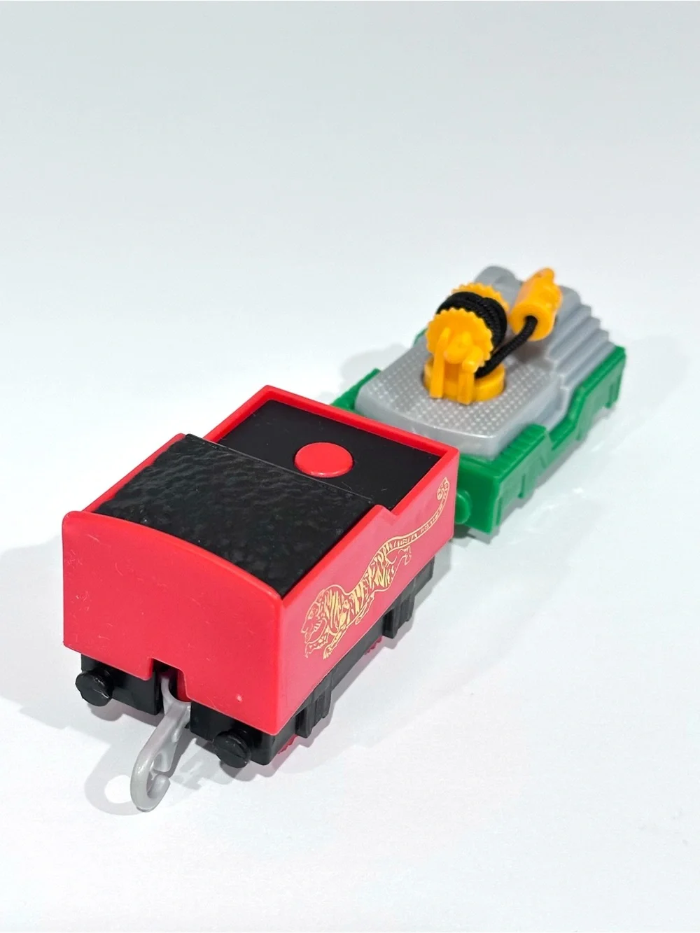 Thomas & Friends Motorized TrackMaster Yong Bao w/ Tender, Winch Car Complete